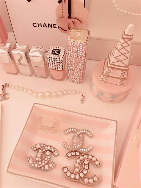 tumblr pink chanel wallpaper